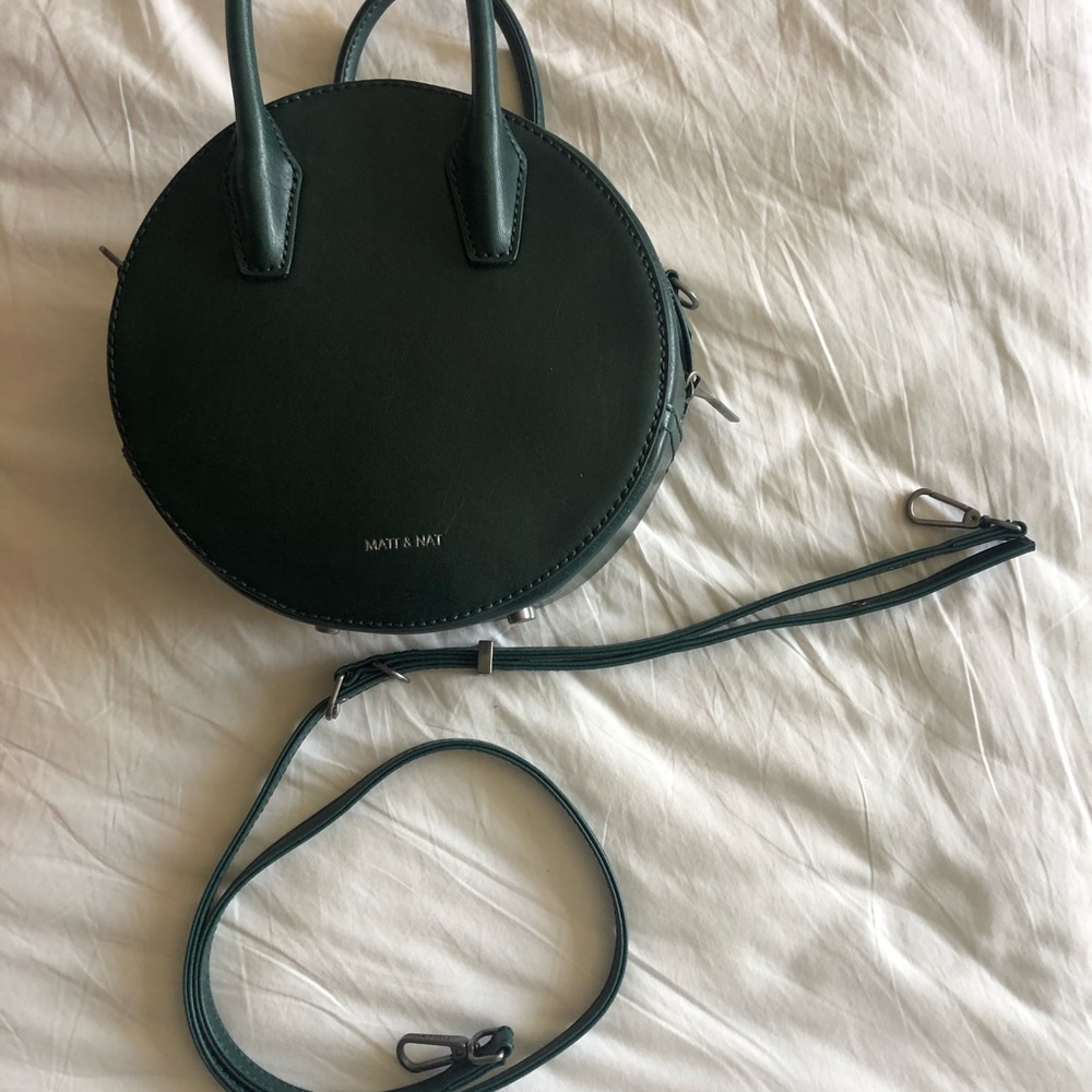 Matt & Nat -Round Crossbody Purse in Emerald Green